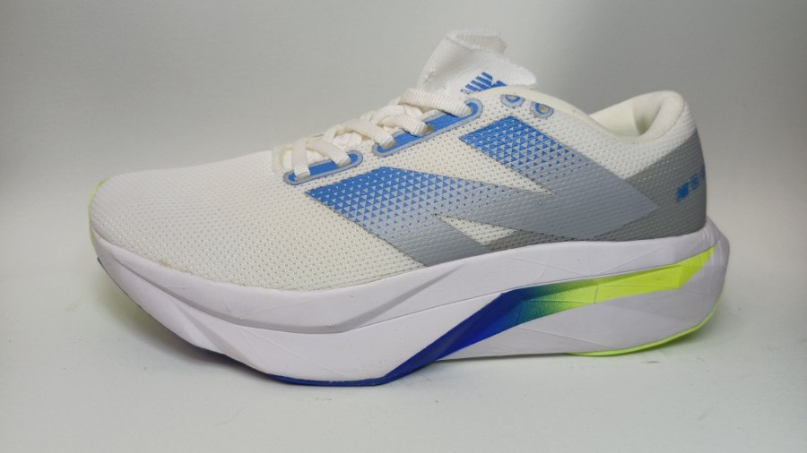 New Balance FuelCell SuperComp Elite v4