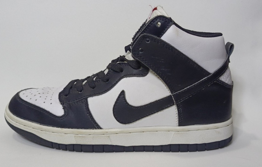 Nike Dunk High "Panda"