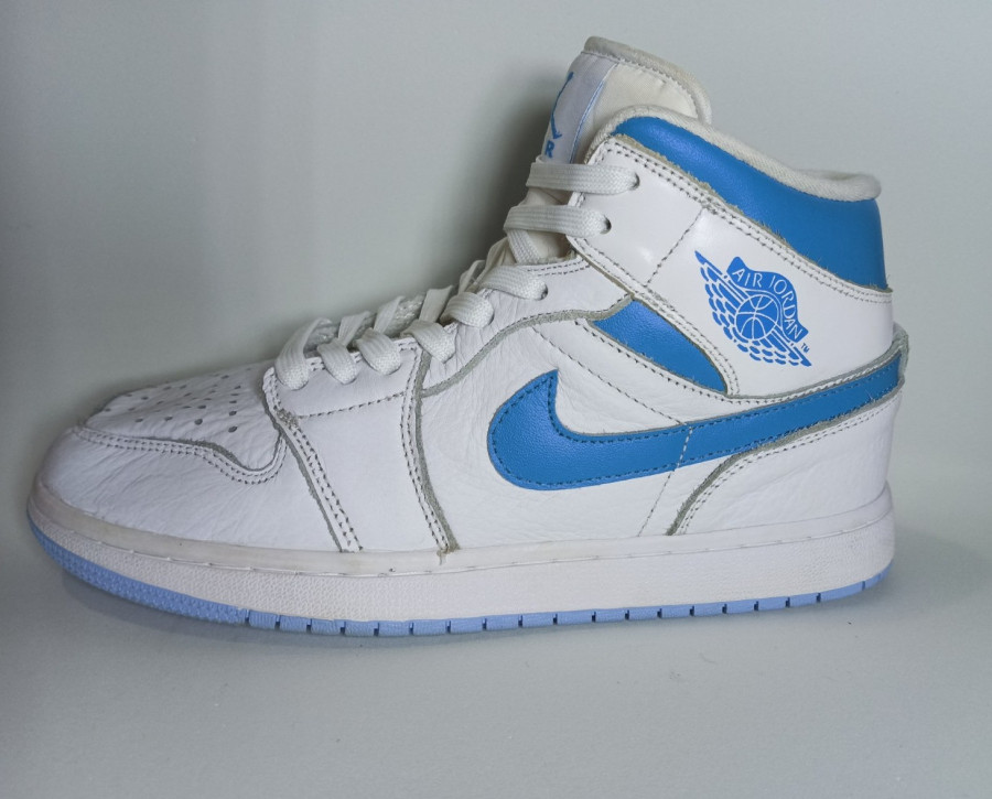 Air Jordan 1 Mid